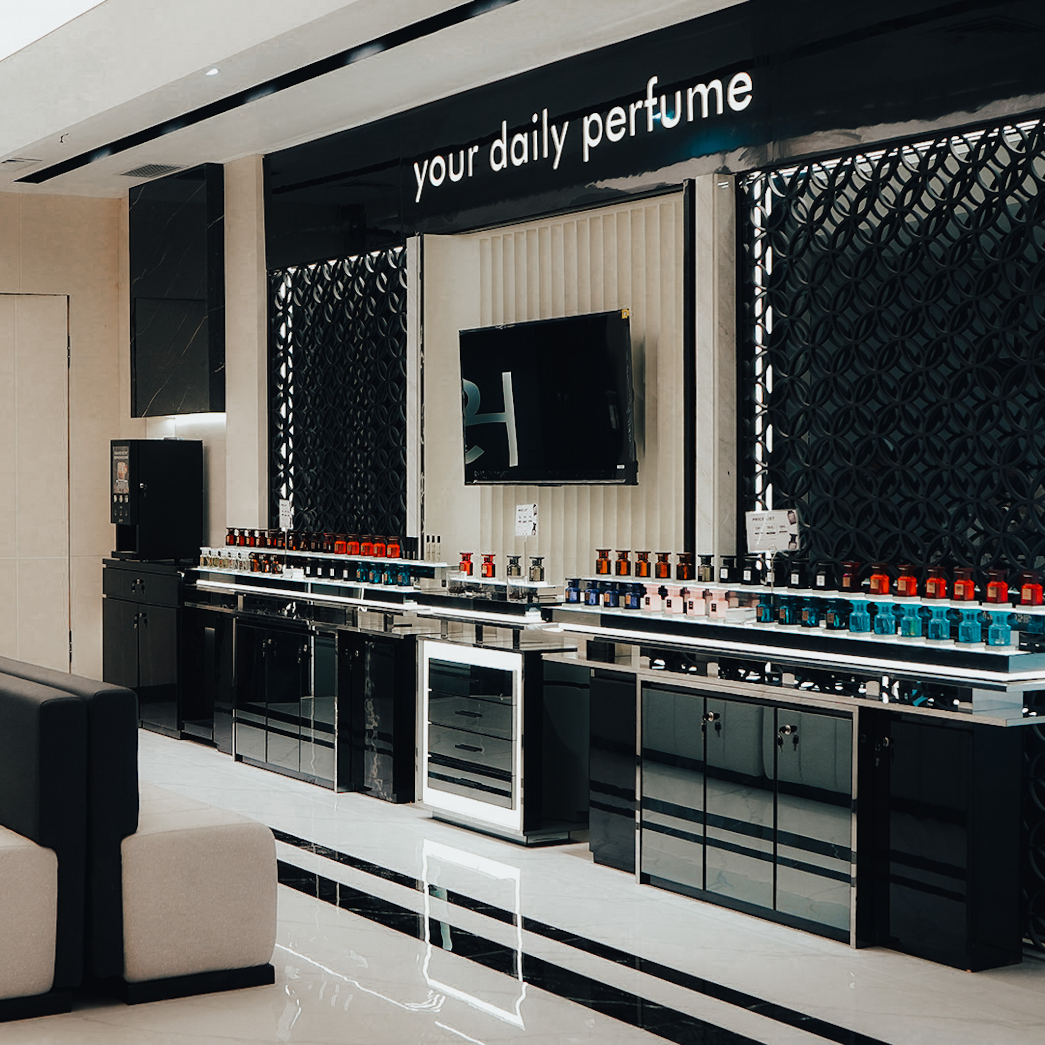 Heaven Scent Store Counter